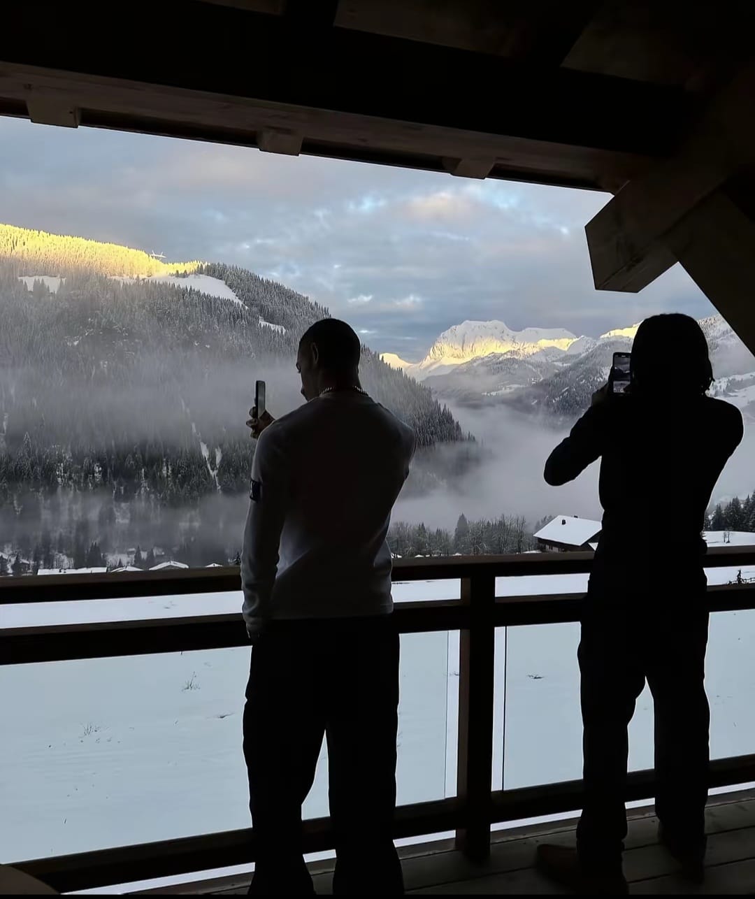 Après-ski meet-up venue